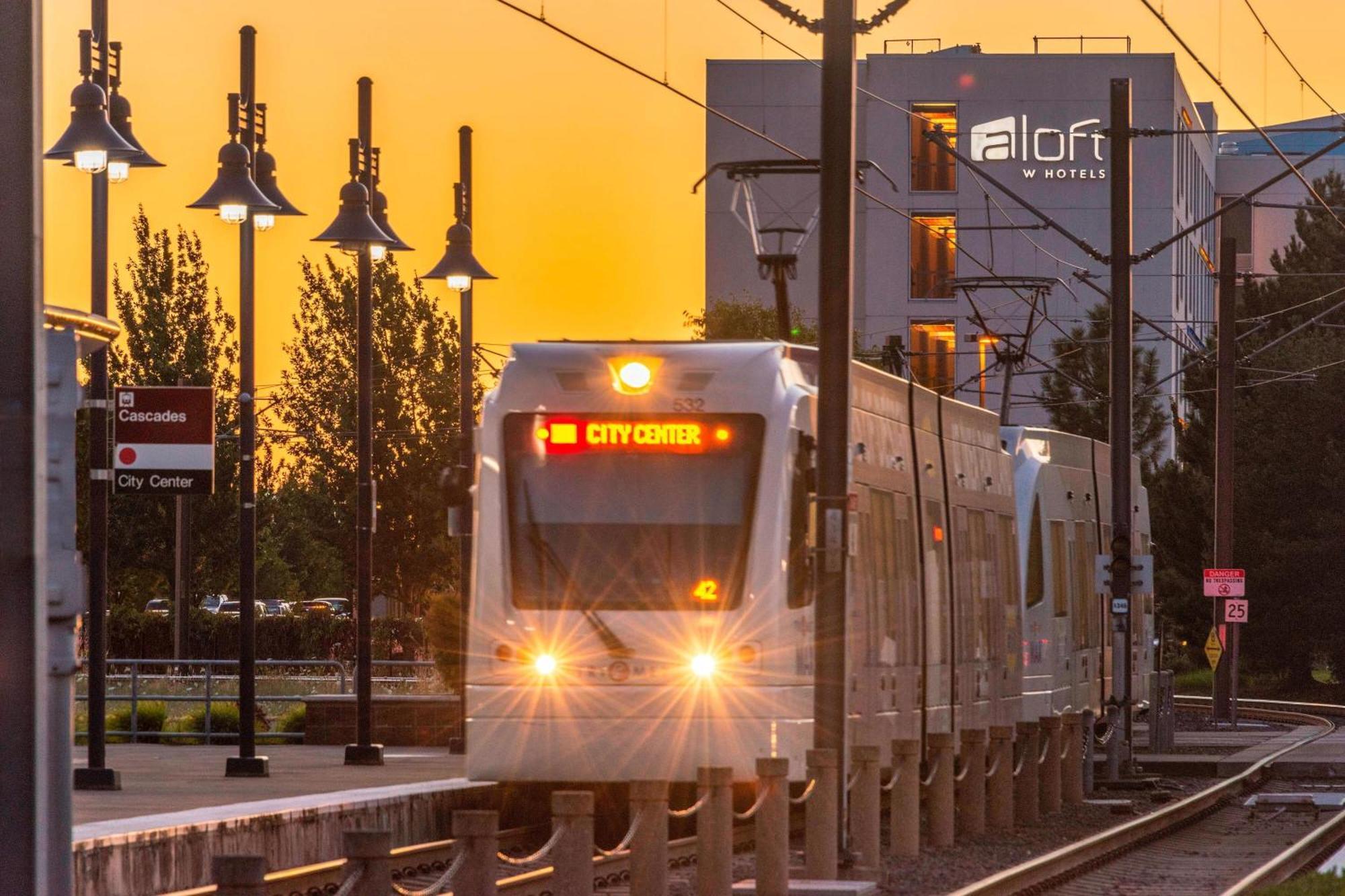 Aloft Portland Airport Hotel At Cascade Station Kültér fotó